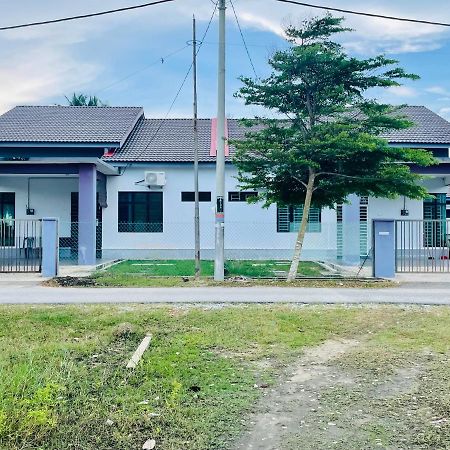 Arwaa Homestay Beachview Bachok Exteriör bild